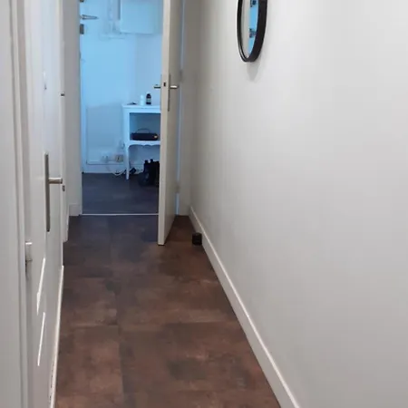 Grand Lumineux Vue * لا روشيل